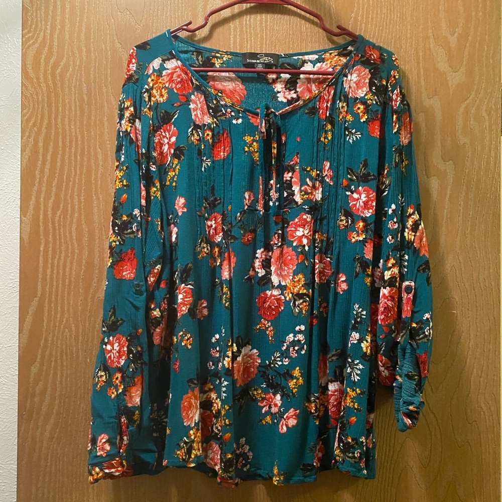 Suzanne Betro 2X Floral Bohemian Top